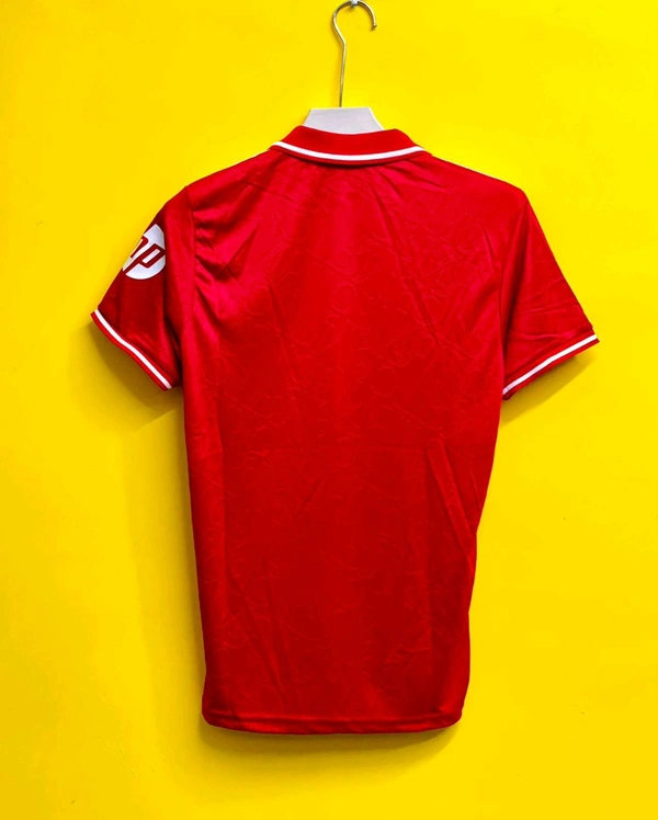 Real Madrid ( Fan Version Read) - Large