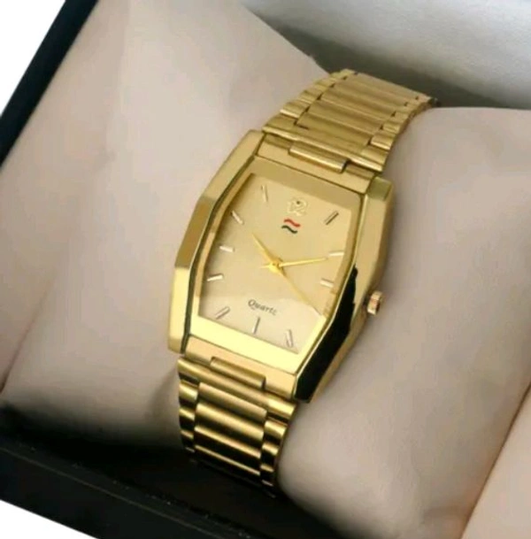 Panjatan Golden Rectangle
Chain Watch for Men: Timeless Elegance for Formal & Party Wear | Water-Proof Classic Design