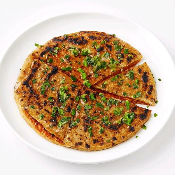 Chicken Keema Paratha / 1piece 
