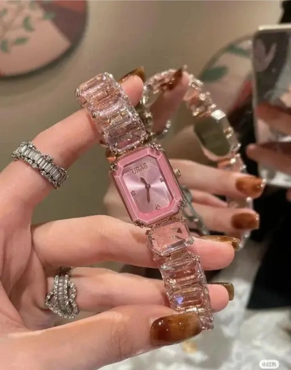 Women Luxury Watches Ladies Wrist Watches Women Square Quartz Watch For Gifts - White