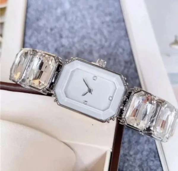 Women Luxury Watches Ladies Wrist Watches Women Square Quartz Watch For Gifts - White