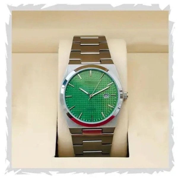 Analog Date Functioning Display Silver Stainless Steel Chain Wrist Watch for Men