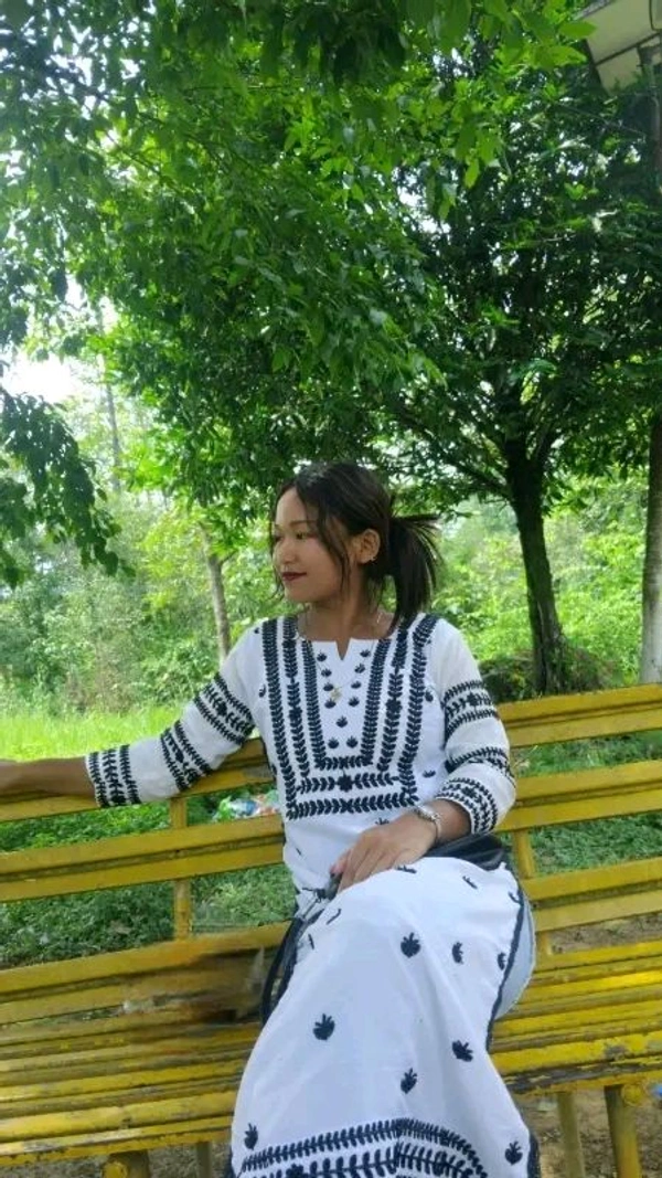 WHITE EMBROIDERY KURTI FOR WOMEN'S - M