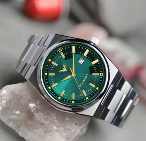 Ecuador Premium Date Series Analog Quartz For Men/Boys