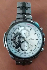 Luxury Chrono-Style Men's Watch – Bold Design. Timeless Style.
 - Black, Free