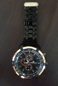 Luxury Chrono-Style Men's Watch – Bold Design. Timeless Style.
 - Black, Free