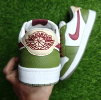 JORDAN LOW YEAR DRAGON - UK 8