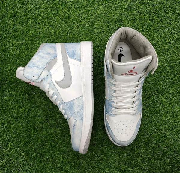 Jordan 1 hyper royal high - UK 10