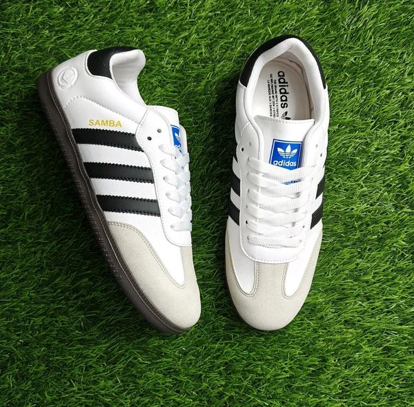 Samba white - UK 8
