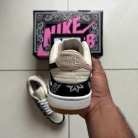 TRAVIS SCOTT LOW DUNK - UK 9