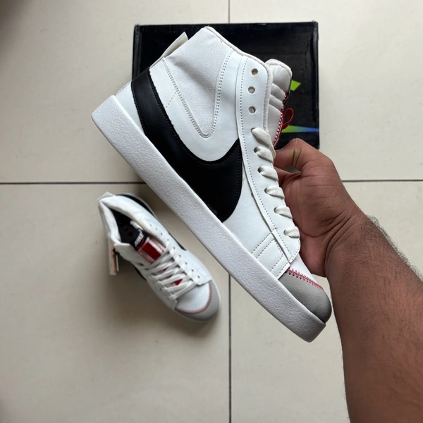 BLAZER MID '77 JUMBO WHITE - UK 6