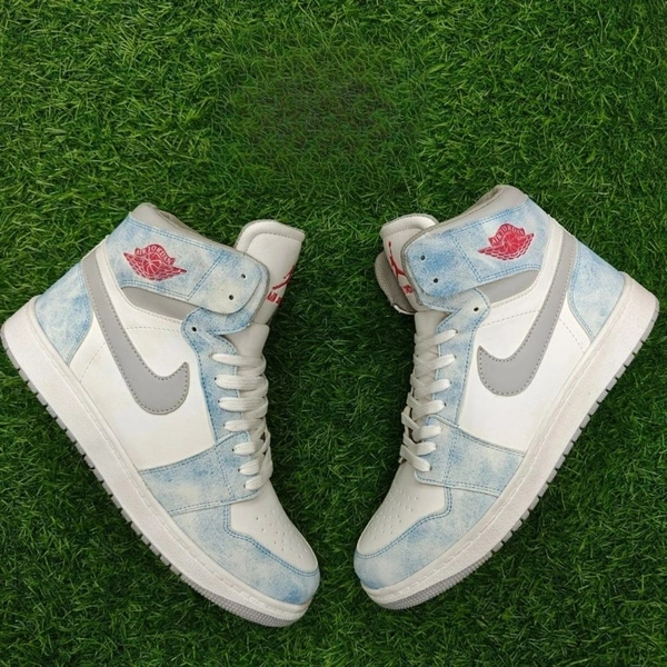 Jordan 1 hyper royal high - UK 10