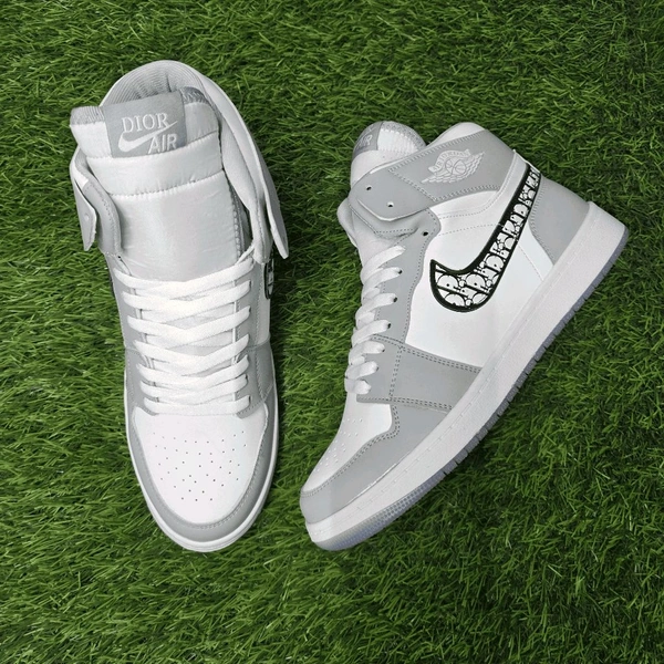 JORDAN 1 DIOR HIGH - UK 10