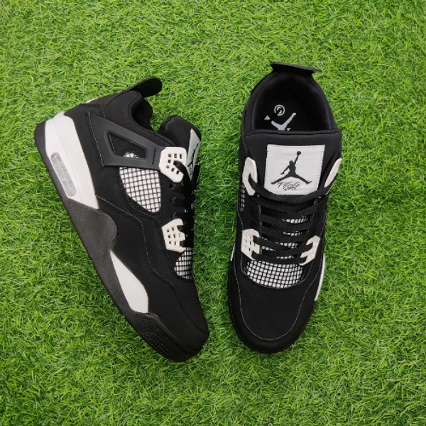 Retro 4 panda - UK 7