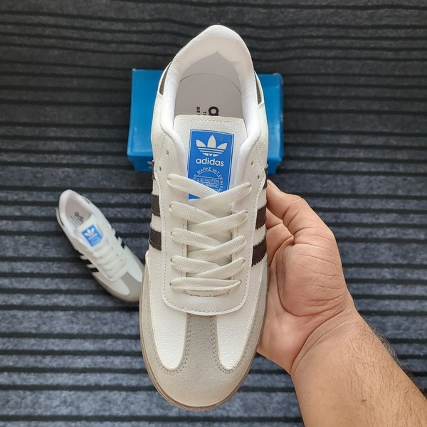Samba white - UK 6