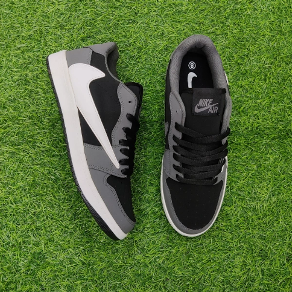 Travis scott grey white - UK 7