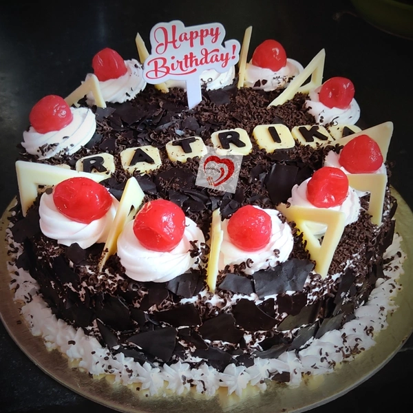 FOODICOS DELIGHT Classic Black Forest Cake