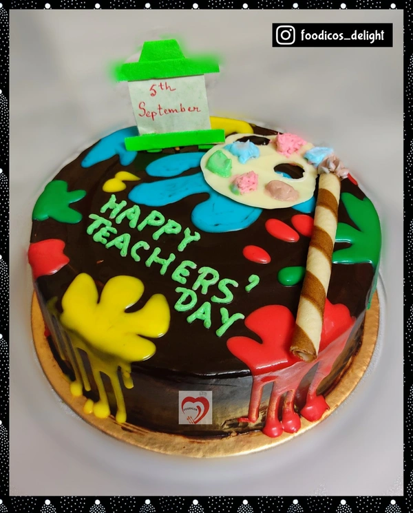 FOODICOS DELIGHT ColourSplash Cake (Chocolate Base)