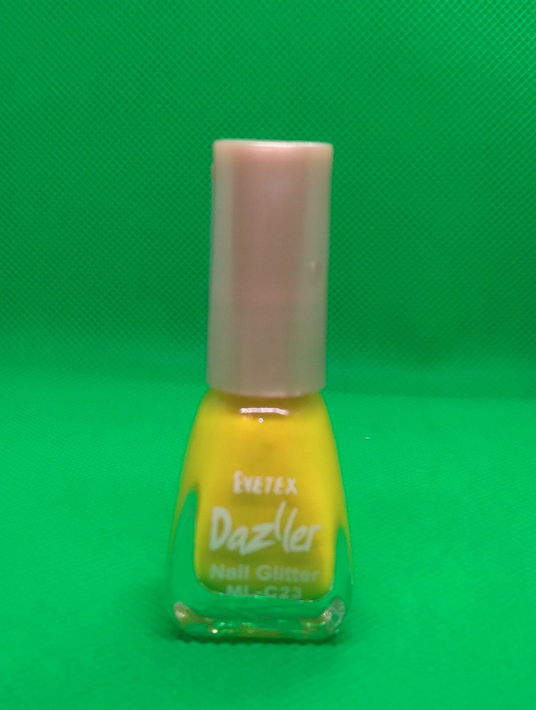 Buy Eyetex Dazller Nail Glitter, 12mL Non Pearl (Reflecting Pond) Online at  Low Prices in India - Amazon.in