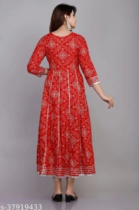Trendy Alluring Kurtis*Fabric: Rayon - Red, M, Free shipping, 7 days replacement, 4.9 ✪