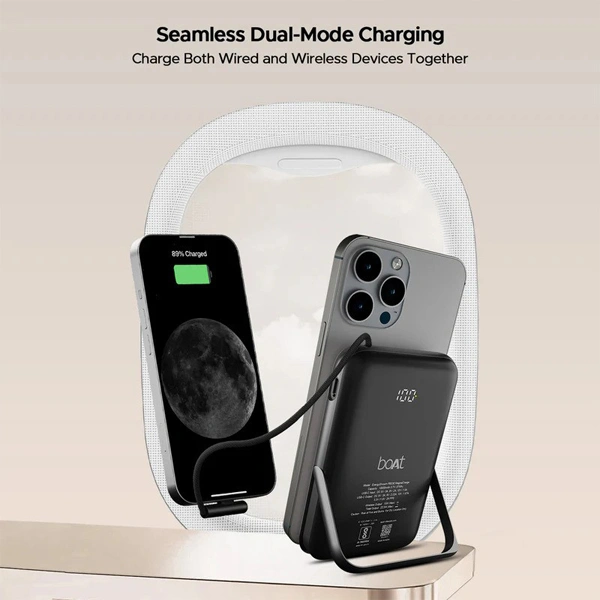 boAt EnergyShroom PB330 10K mAh Magnacharge Power Bank - Black - Black