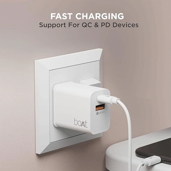 boAt WCDV 22.5W Dual Port Charger