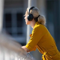 Bose Noise Cancelling 700 Bluetooth Wireless Over Ear Headphones with Mic - Black - Black