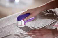 Philips GC026/30 Fabric Pill remover Battery Operated Fabric Shaver