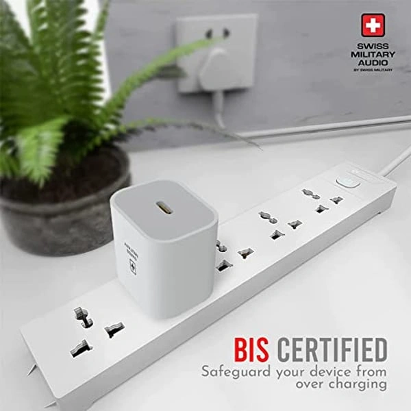 Swiss Military VOLTAIC 20 Watts Type C Port Adapter