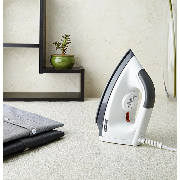 Usha EI 1602 1000 W Lightweight Dry Iron