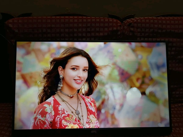 BPL 32INCHES LED SMART TV 