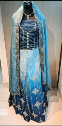 Lehanga L01