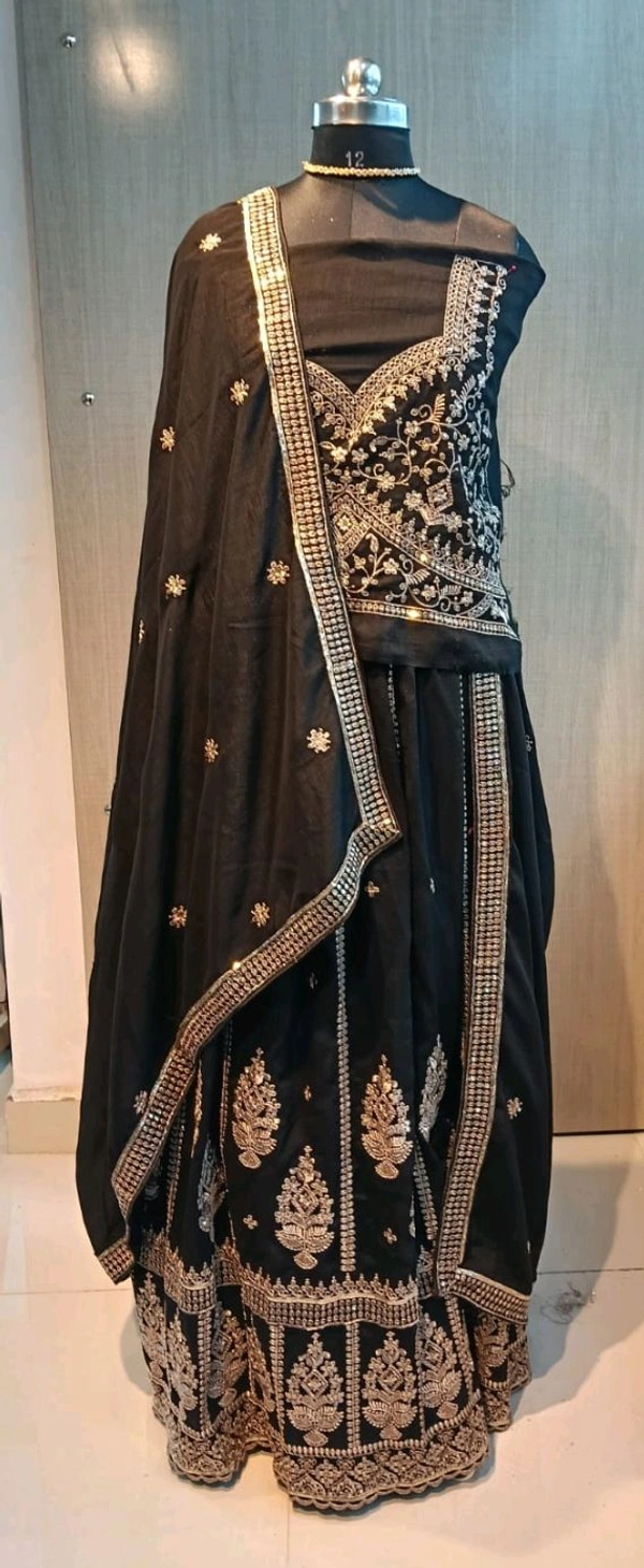 Lehenga L06