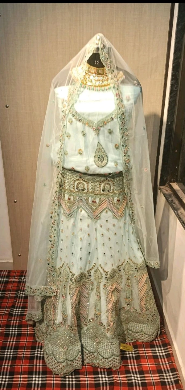 Lehenga L18