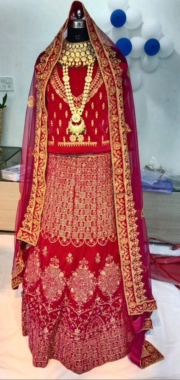 Lehenga L28