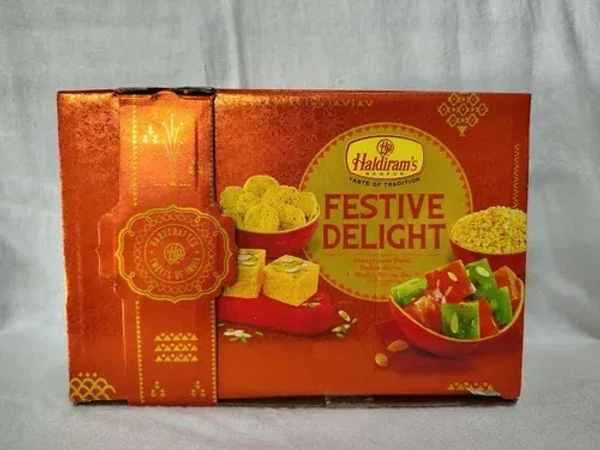 Haldiram Festive Delight Gift Box 850 gm
