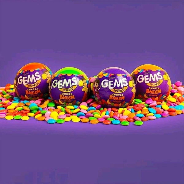 Cadbury Gems Surprise Chocolates Ball 15g