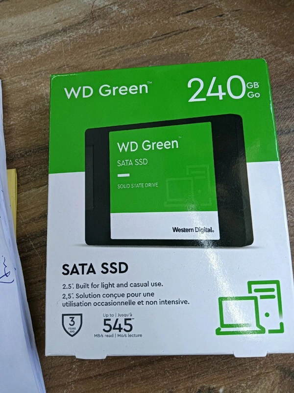 WD Green Ssd 240 Gb. ..Min 5 No