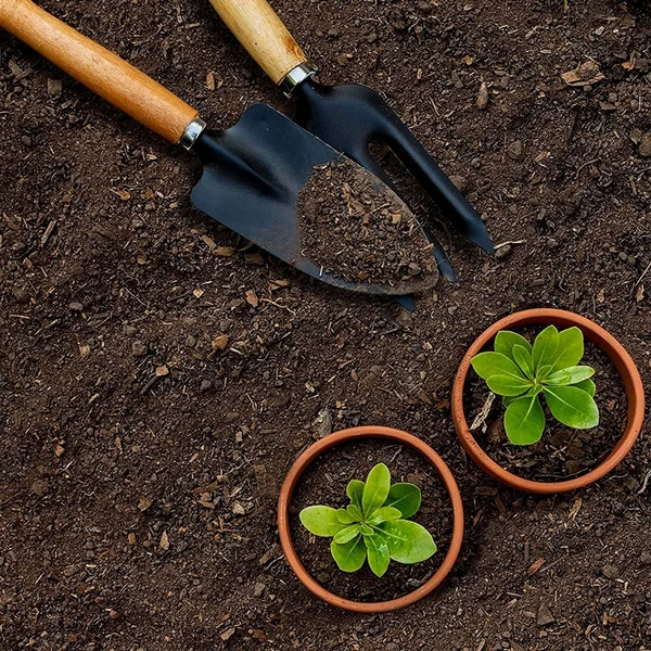 GARDEN TOOLS BIG BLACK