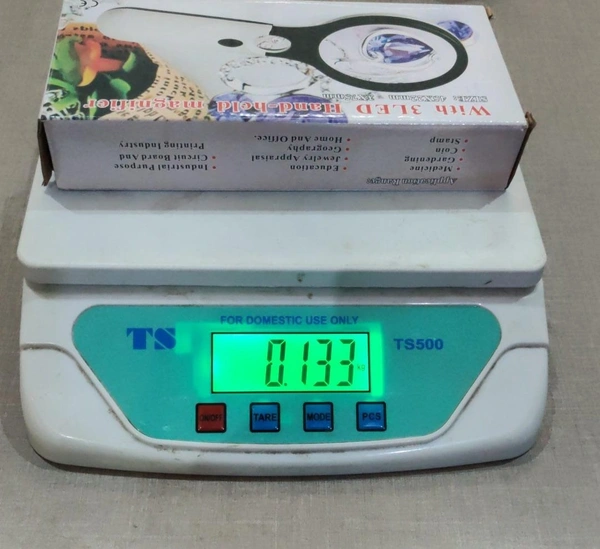 MAGNIFIER WITH 3 LED
