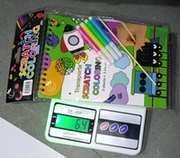 SCRATCH COLOUR BOOK