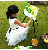 PAINTING TRIPOD