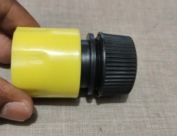 QUICK CONNECTOR