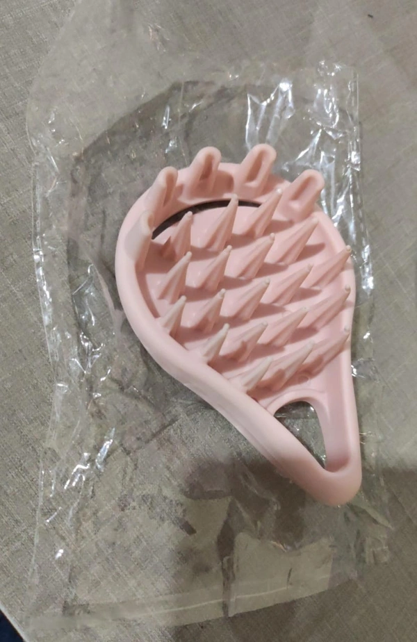 SCALP MASSAGER
