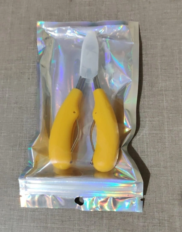 NAIL PLIER