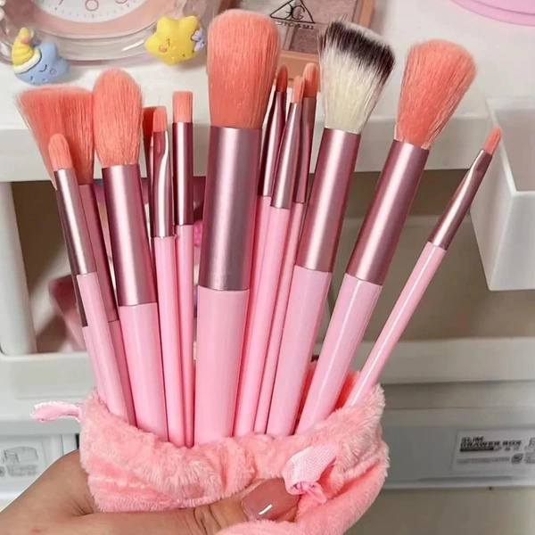MAKEUP BRUSH (SET OF 13)