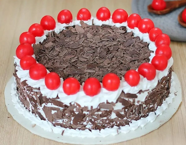 Black/White Forest Cake 1 Kg