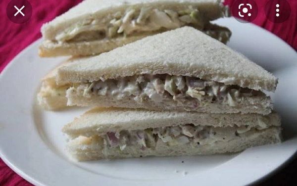 Chicken Sandwich  - cocktail 