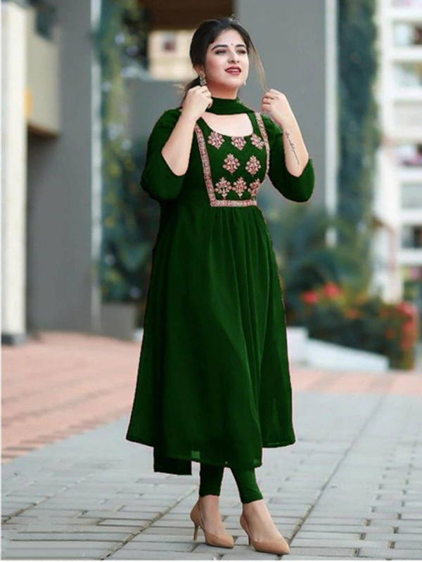 Treat Kurtis Dupatta Set  Women's - GREEN, M