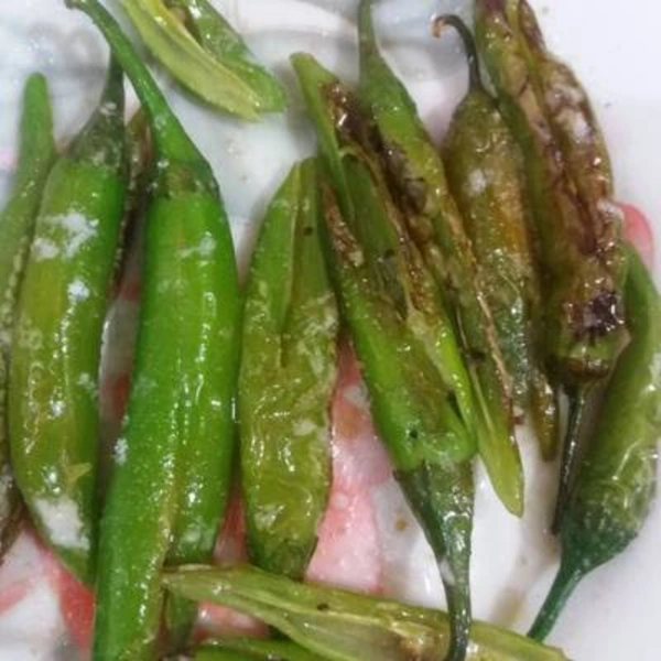 Fry Green Chilli - 6 Pcs